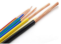光纖電纜 數(shù)據(jù)傳輸?shù)母咚偻ǖ琅c核心類型解析